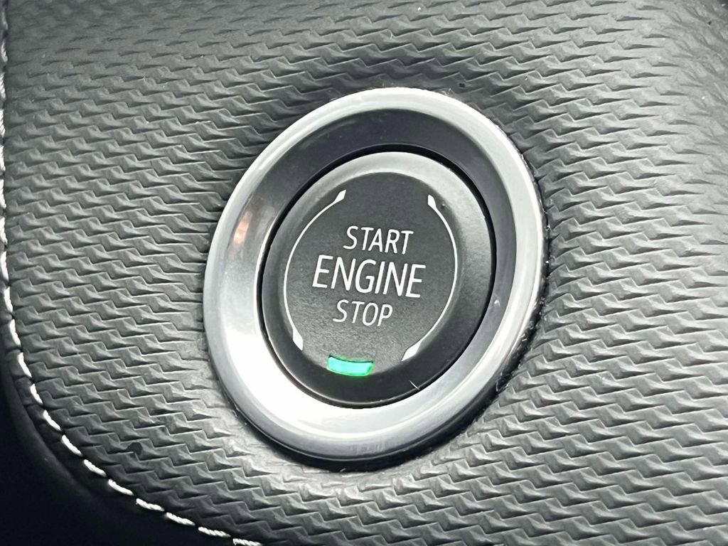 Used 2025 Chevrolet Equinox LT w/ Convenience Package II AWD/4WD image 32