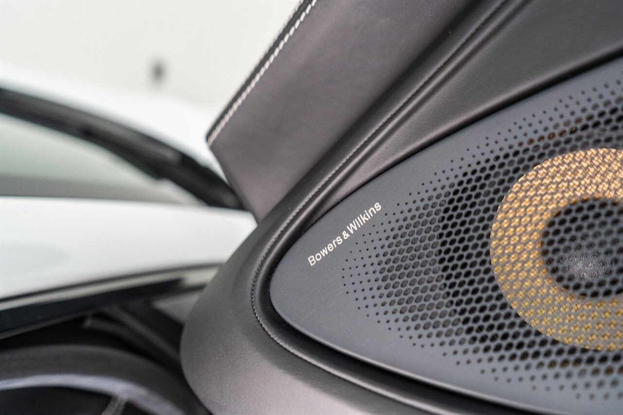 Used 2019 McLaren 570S Coupe RWD image 44