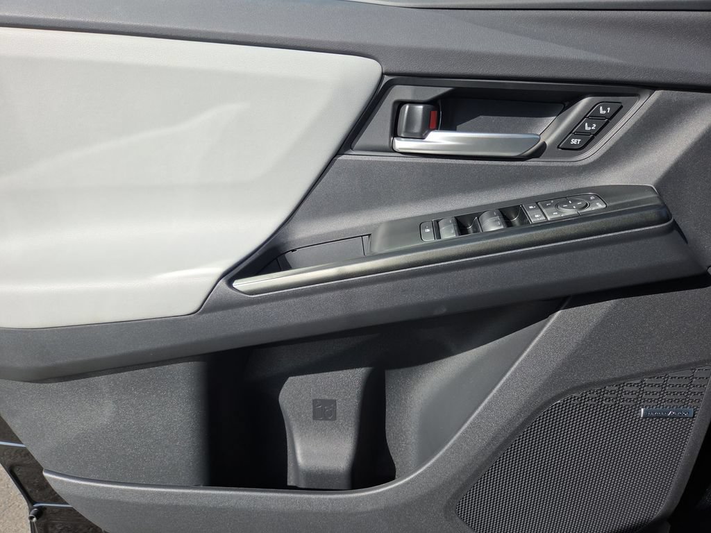 New 2026 Subaru Uncharted AWD image 15