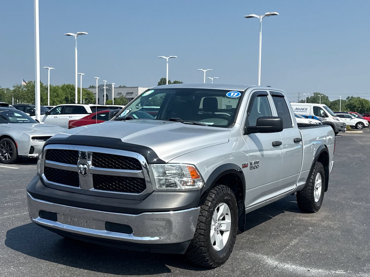 Used 2017 RAM 1500 ST w/ SXT Appearance Group AWD/4WD image 7
