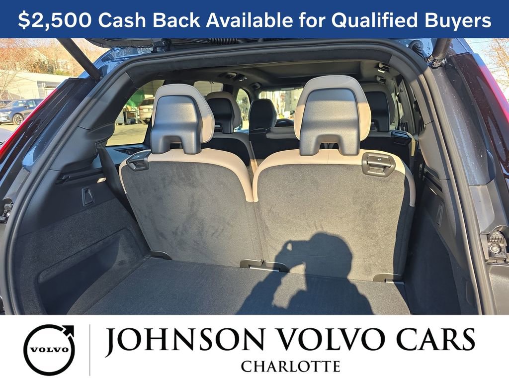 New 2026 Volvo XC90 B6 Ultra w/ Lounge Package image 14