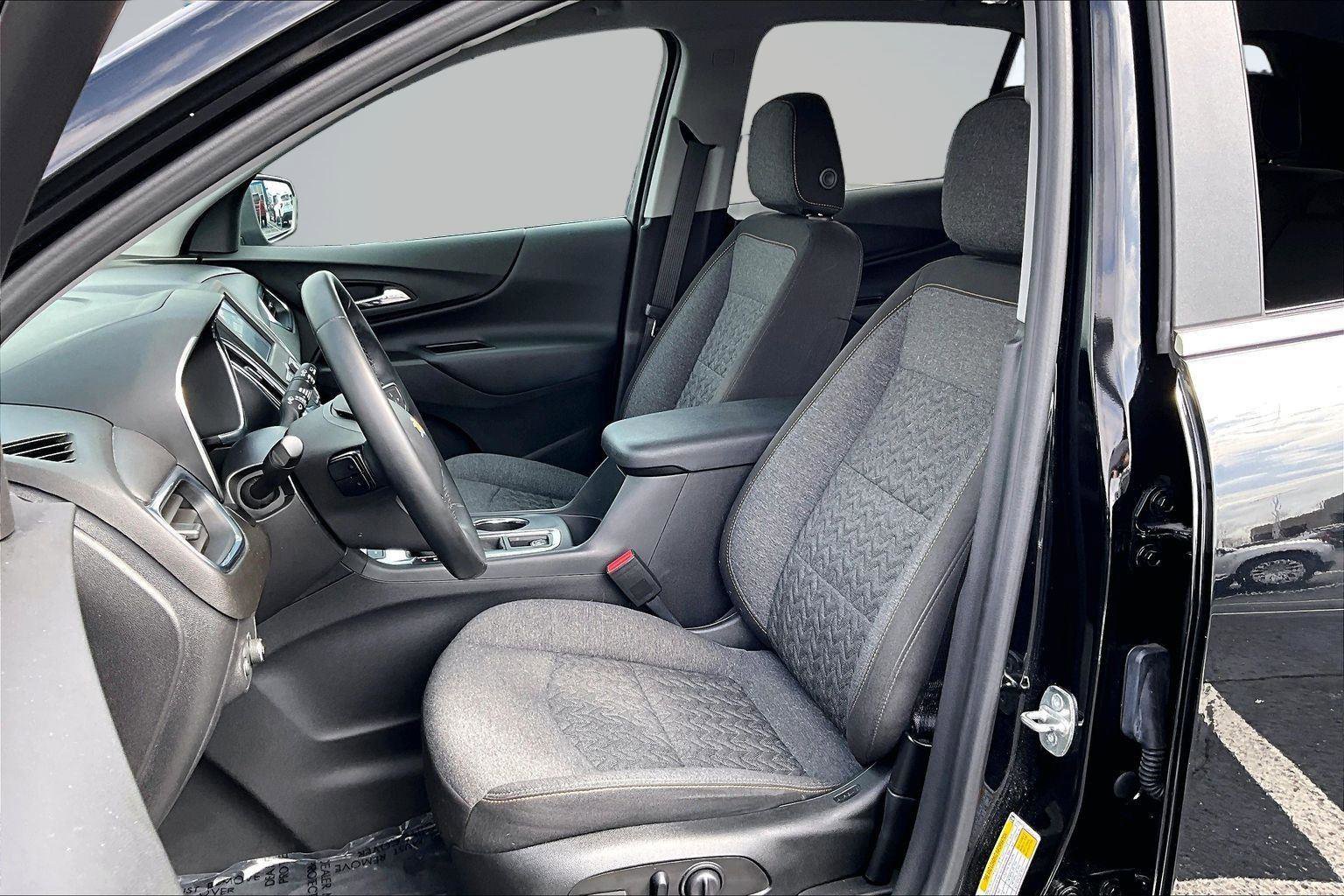 Used 2023 Chevrolet Equinox LT AWD/4WD image 26