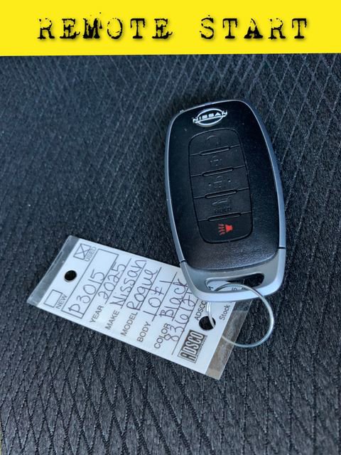 Used 2025 Nissan Rogue SV image 36