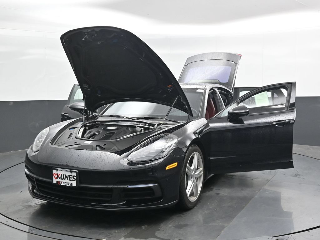 Used 2019 Porsche Panamera 4 AWD/4WD image 53