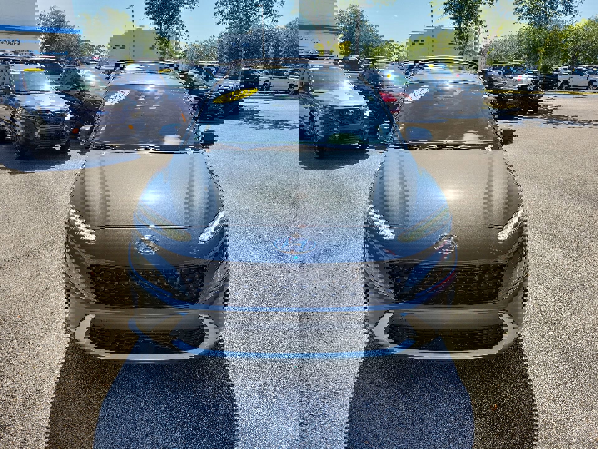 Used 2022 Hyundai Kona Limited image 4