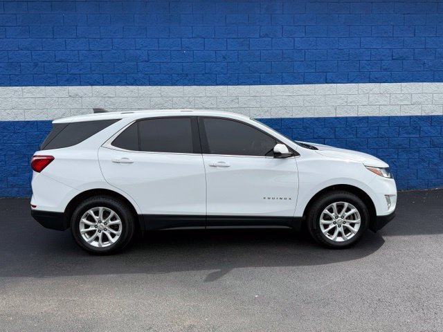 Used 2019 Chevrolet Equinox LT w/ Driver Convenience Package AWD/4WD image 2