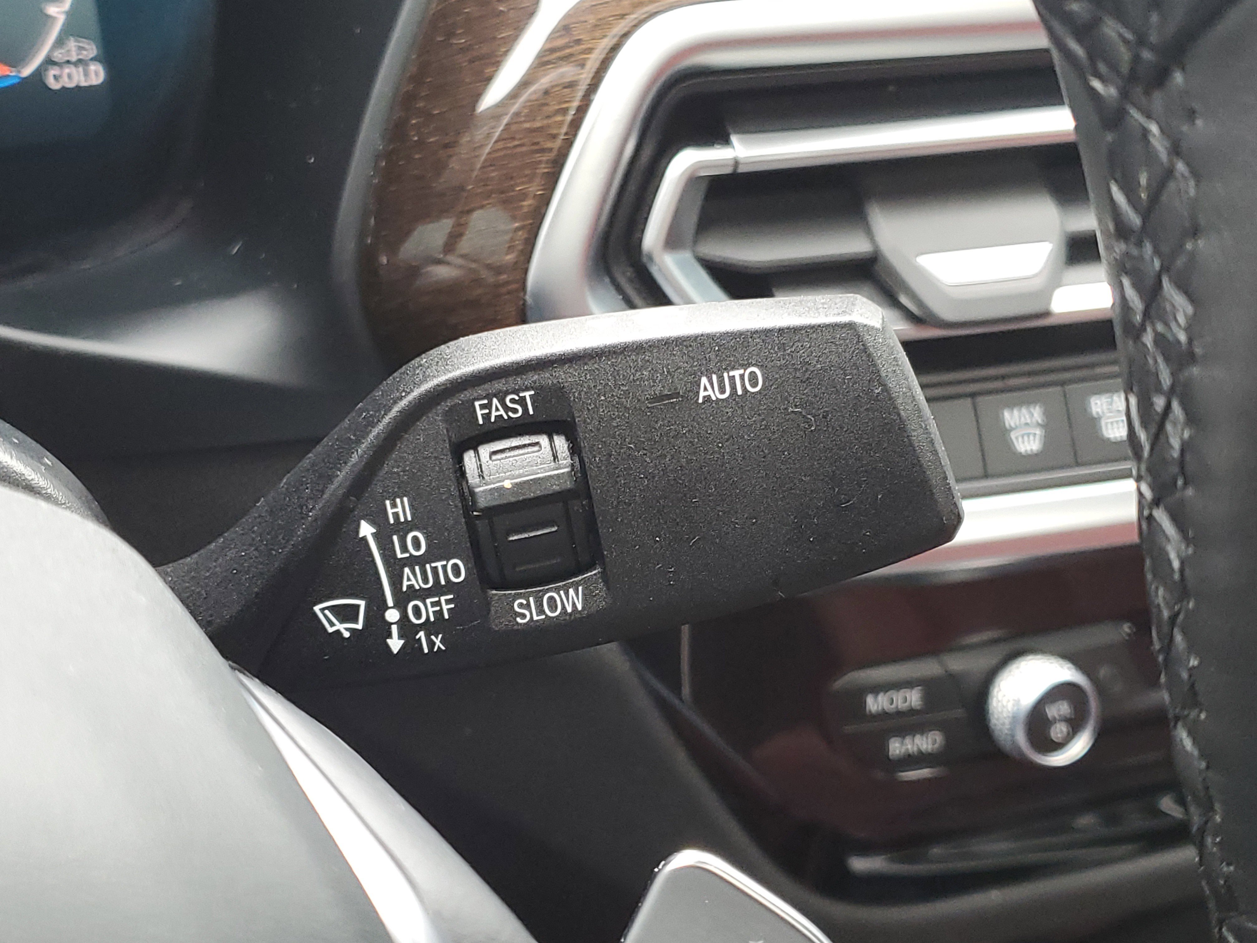 Used 2023 BMW X4 xDrive30i AWD/4WD image 16