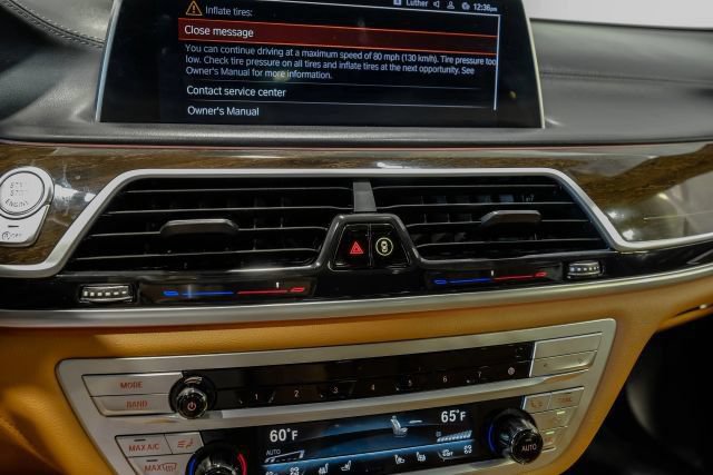 Used 2022 BMW 750i xDrive w/ Luxury Rear Seating Package AWD/4WD image 37