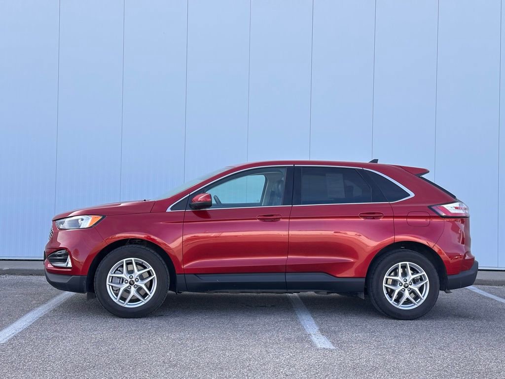 Certified 2024 Ford Edge SEL w/ Convenience Package image 2