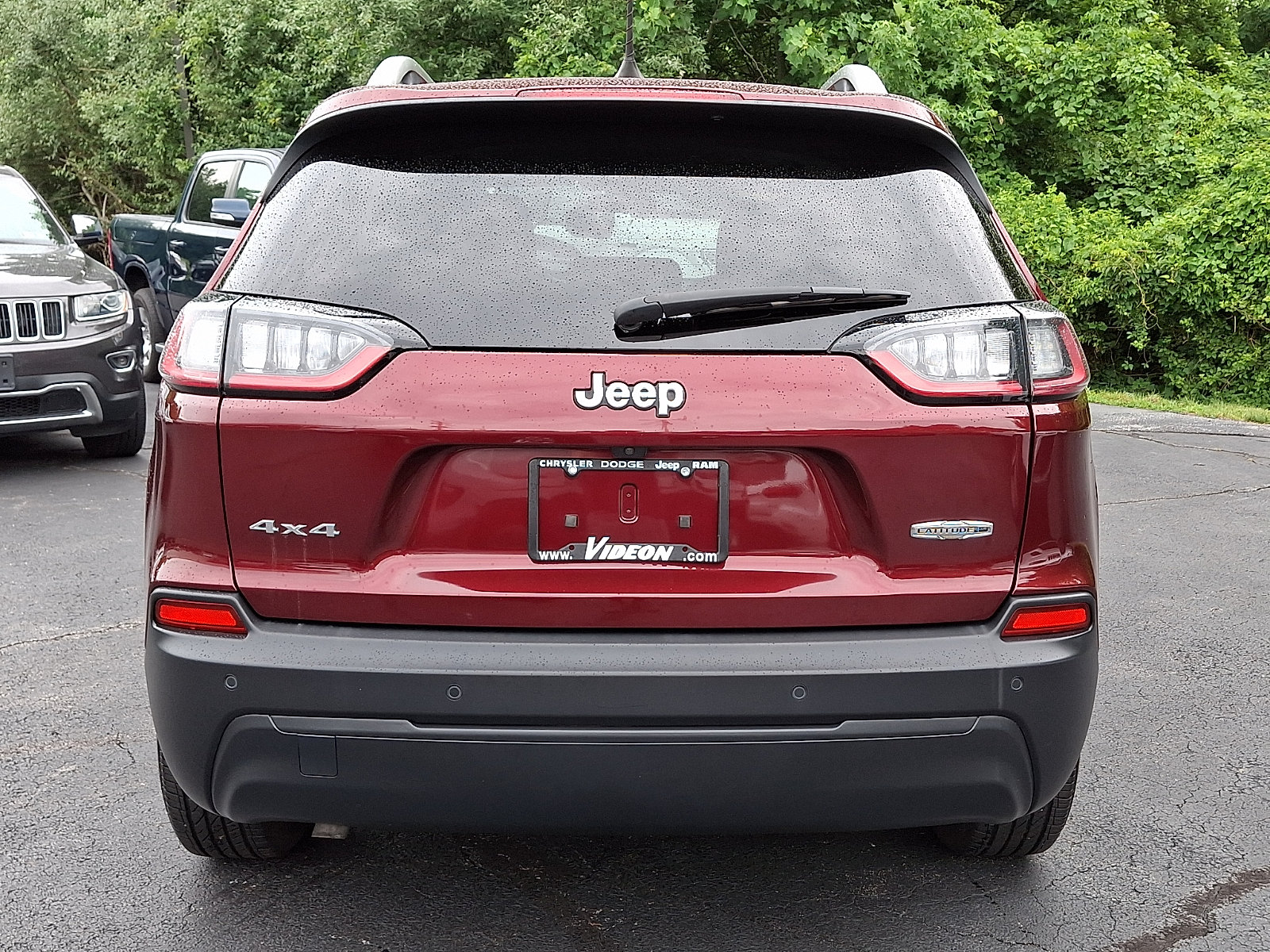 Certified 2020 Jeep Cherokee Latitude Plus w/ Cold Weather Group AWD/4WD image 5