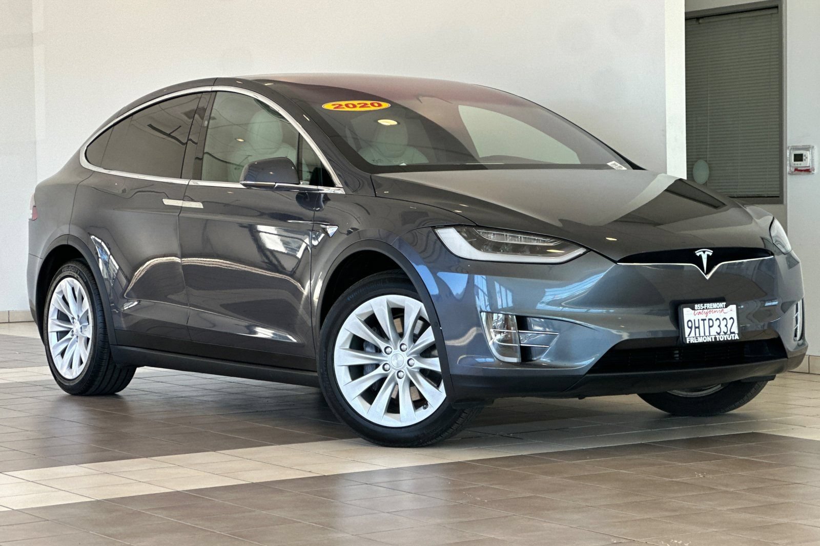 Used 2020 Tesla Model X Long Range AWD/4WD image 2