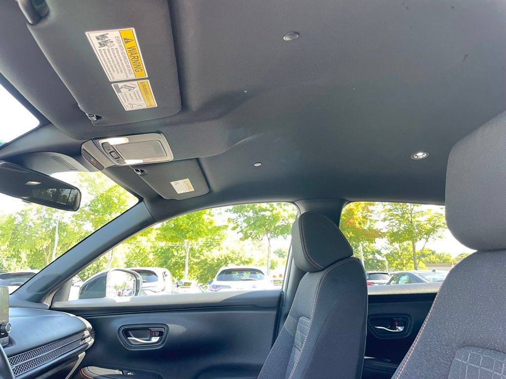 Certified 2025 Honda HR-V Sport image 28