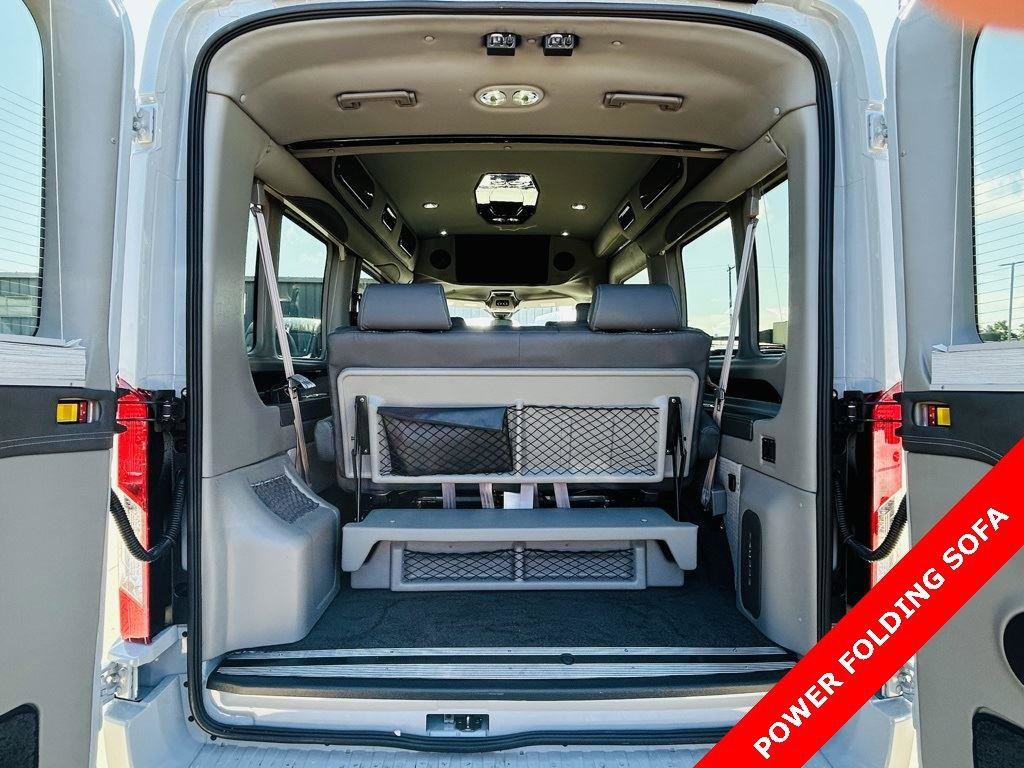 New 2025 Ford Transit 250 148 Medium Roof Extended AWD image 28