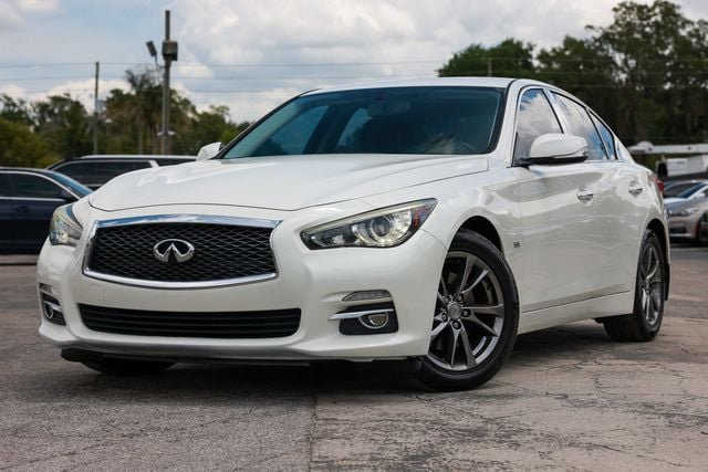 Used 2017 INFINITI Q50 Signature Edition w/ All Weather Package (L93)