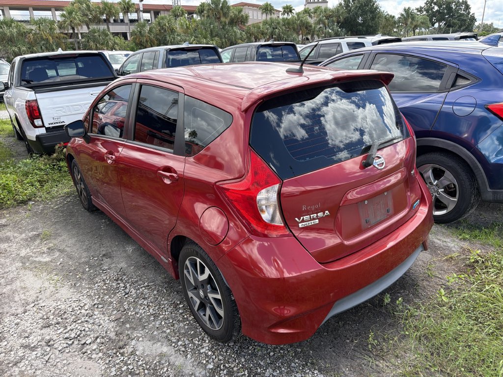 Used 2015 Nissan Versa Note SR w/ SR Tech Package FWD image 10