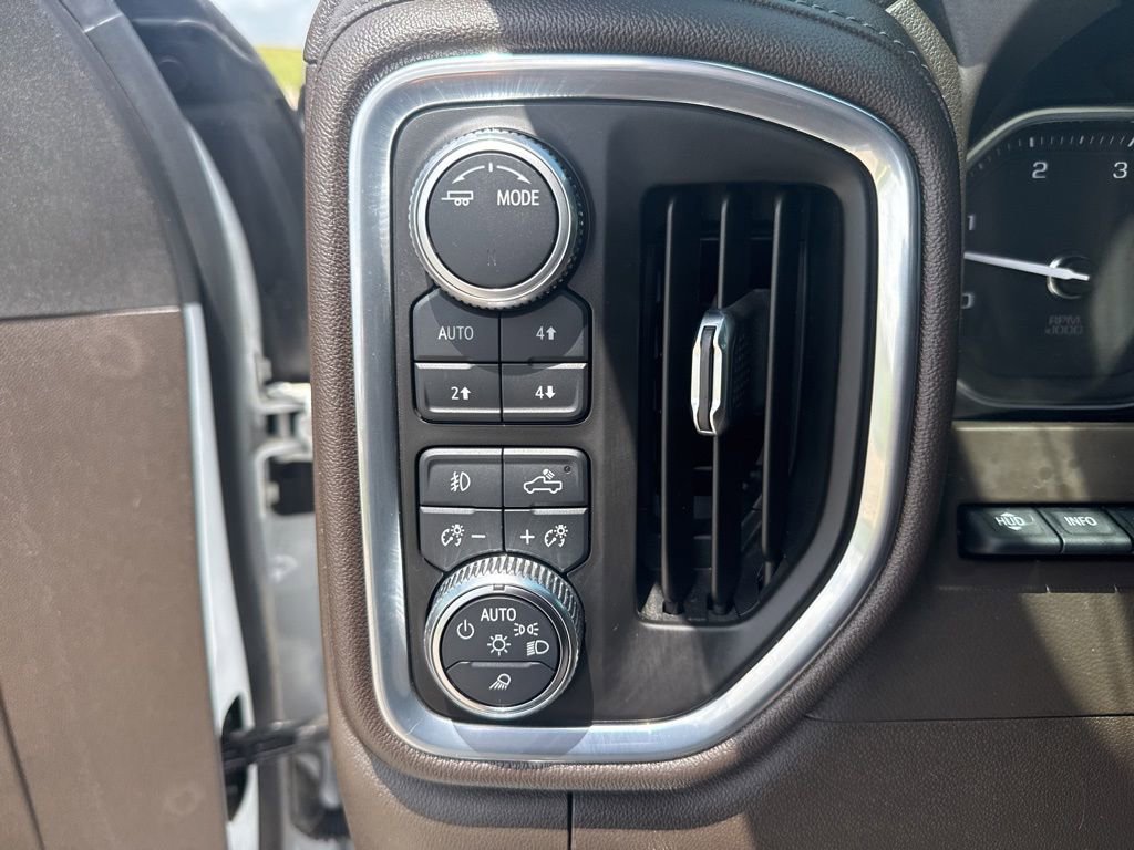 Used 2021 GMC Sierra 2500 Denali w/ Denali Ultimate Package AWD/4WD image 13