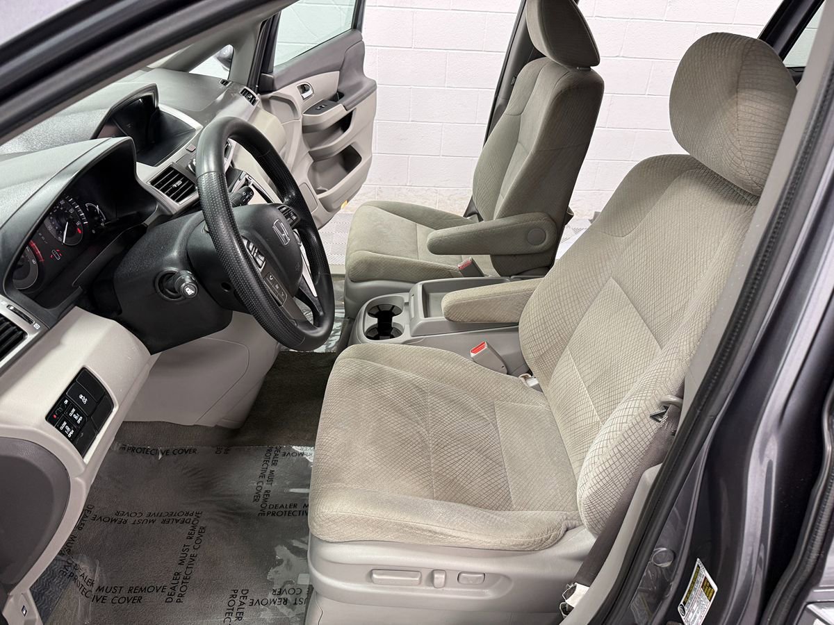 Used 2016 Honda Odyssey EX image 10