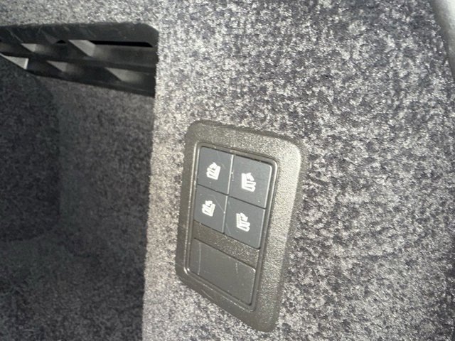 Used 2017 Land Rover Range Rover Supercharged image 7