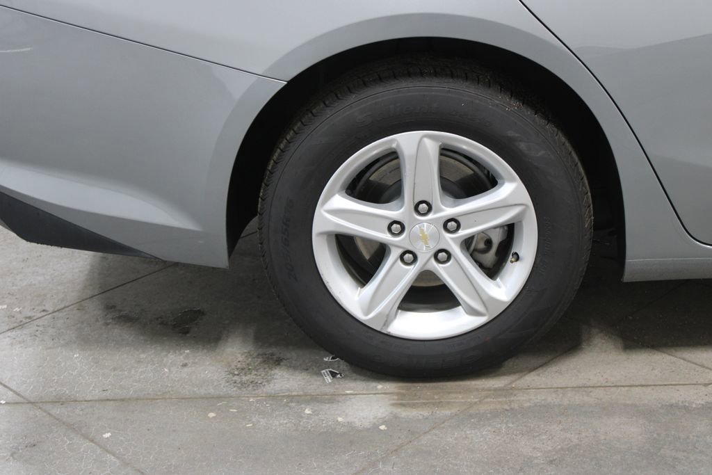 Used 2024 Chevrolet Malibu LT image 47