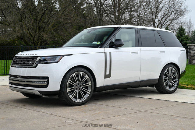 Used 2025 Land Rover Range Rover SE image 14