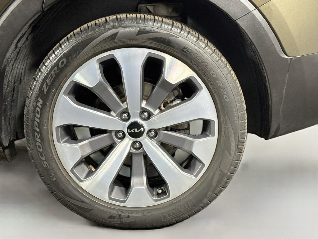 Used 2022 Kia Telluride S AWD/4WD image 36