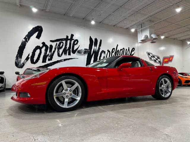 Used 2006 Chevrolet Corvette Coupe w/ Preferred Equipment Group RWD image 14