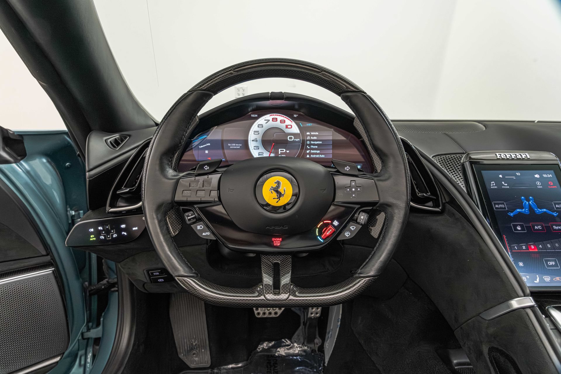 Certified 2024 Ferrari Roma Spider RWD image 40