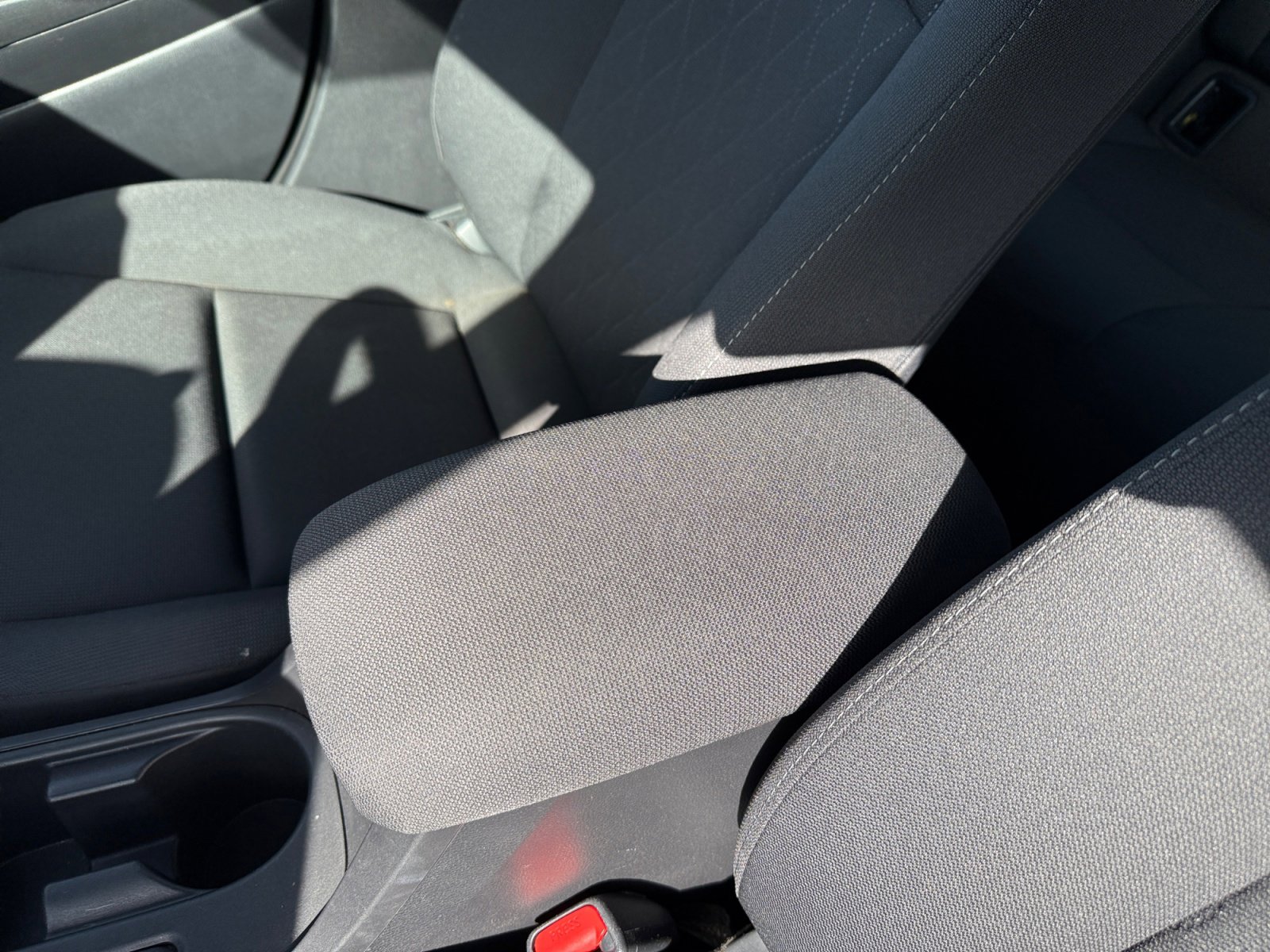 Used 2025 Toyota Corolla LE image 14