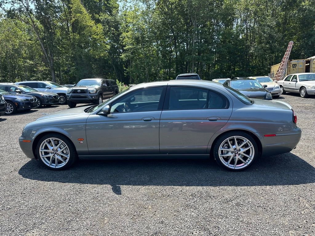 Used 2005 Jaguar S-TYPE R image 8
