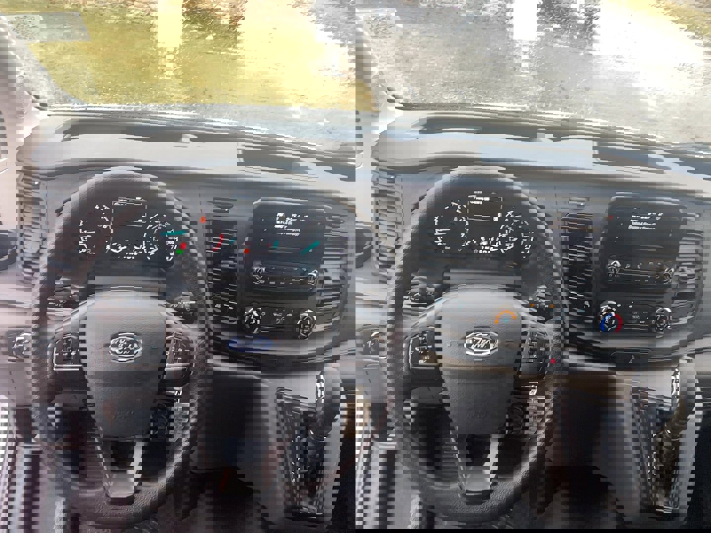 Used 2023 Ford Transit 350 DRW image 15