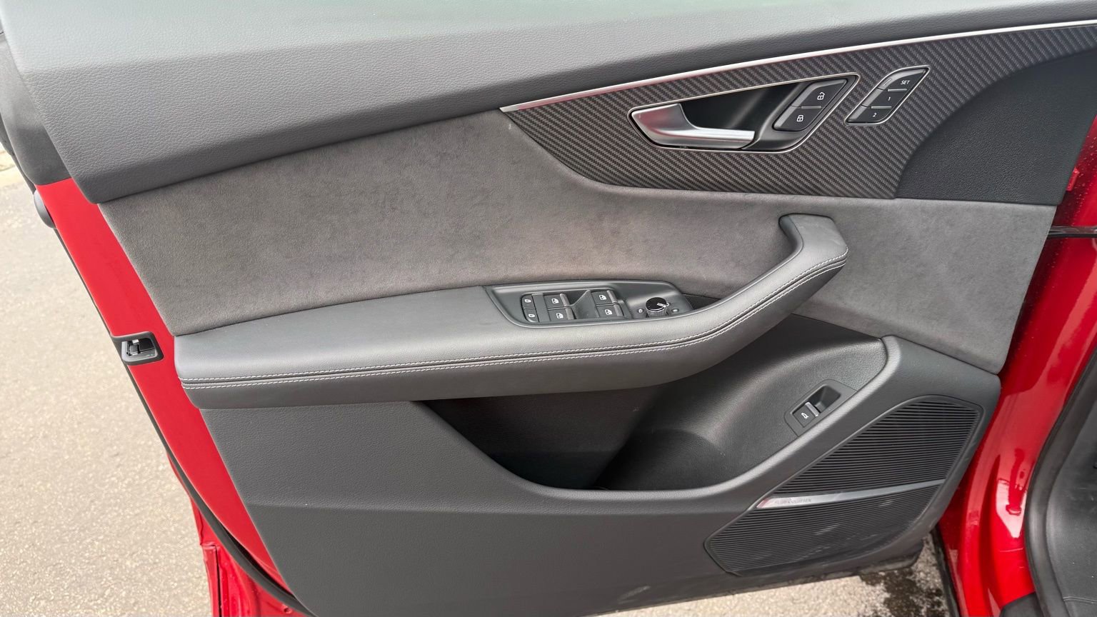 Used 2024 Audi SQ8 Premium Plus image 29