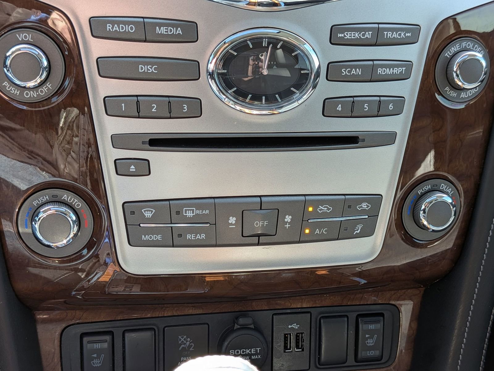 Used 2019 INFINITI QX80 Luxe w/ Proassist Package image 25