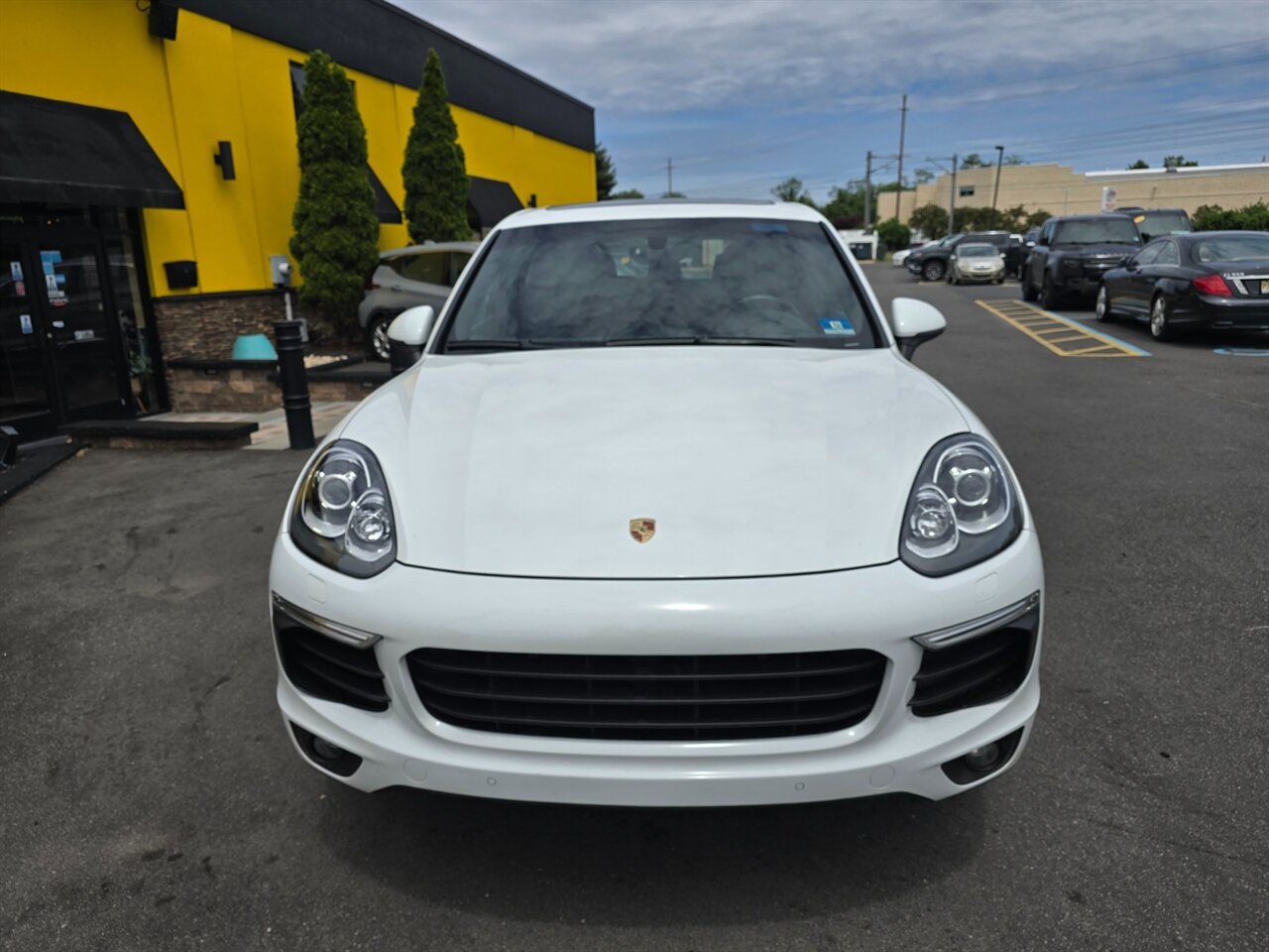 Used 2018 Porsche Cayenne S Platinum AWD/4WD image 12