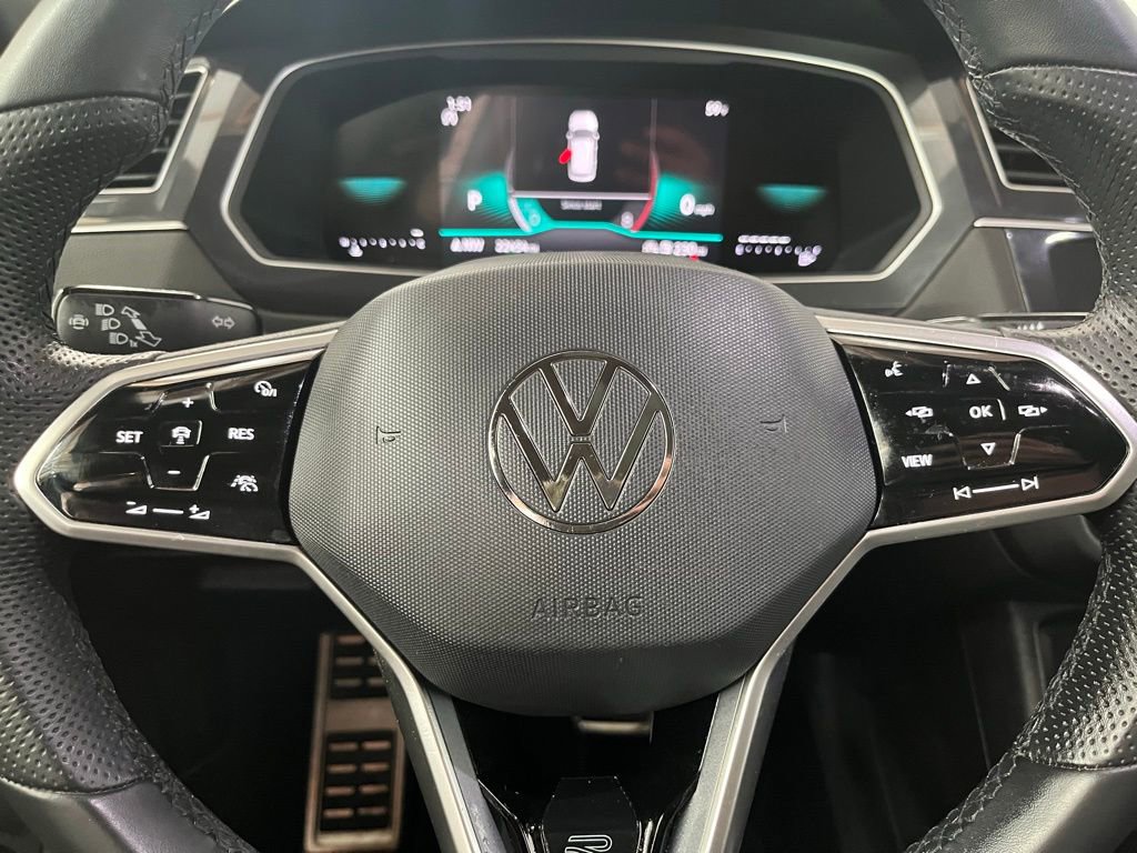 Certified 2024 Volkswagen Tiguan SE R-Line FWD image 21