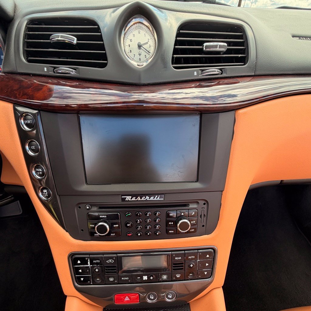 Used 2014 Maserati GranTurismo Convertible RWD image 40