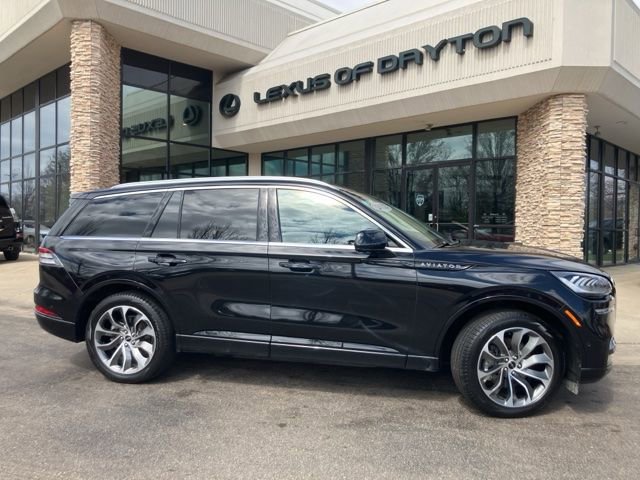 Used 2022 Lincoln Aviator Grand Touring image 2
