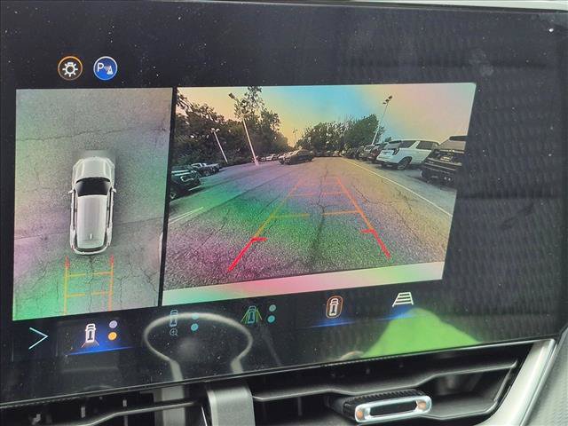 New 2026 Chevrolet Equinox LT w/ Safety and Technology Package FWD image 12