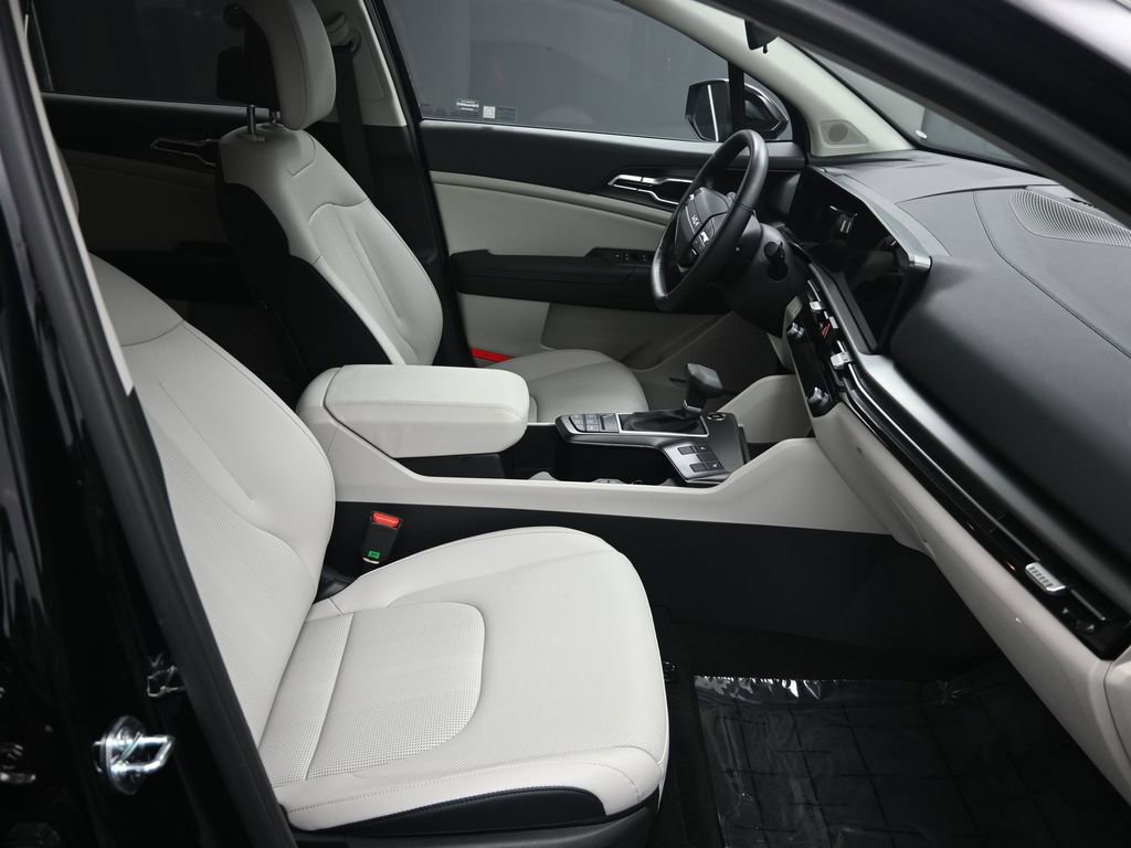 Certified 2026 Kia Sportage EX image 38