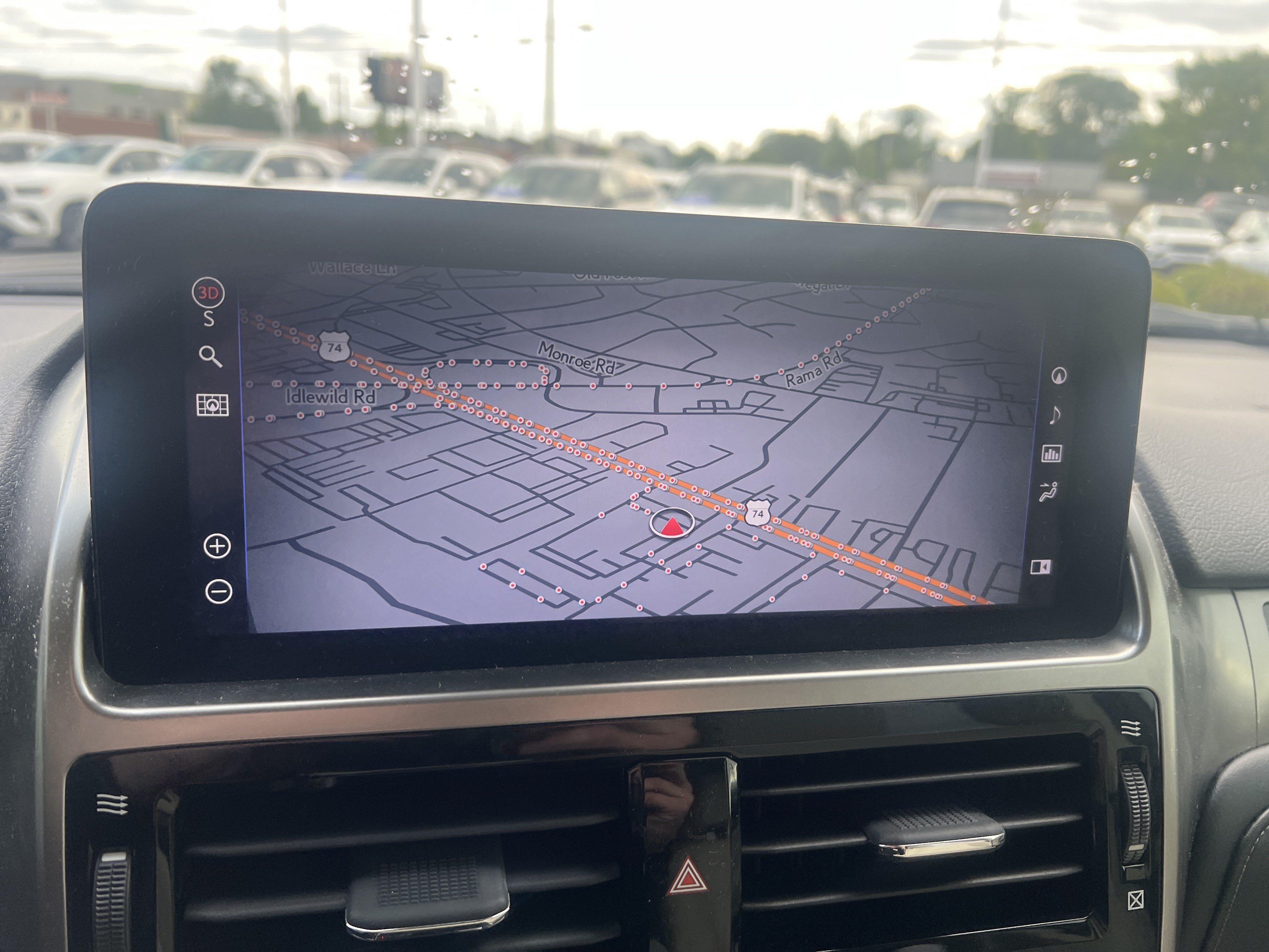 Used 2022 Lexus GX 460 Luxury w/ Accessory Package AWD/4WD image 23