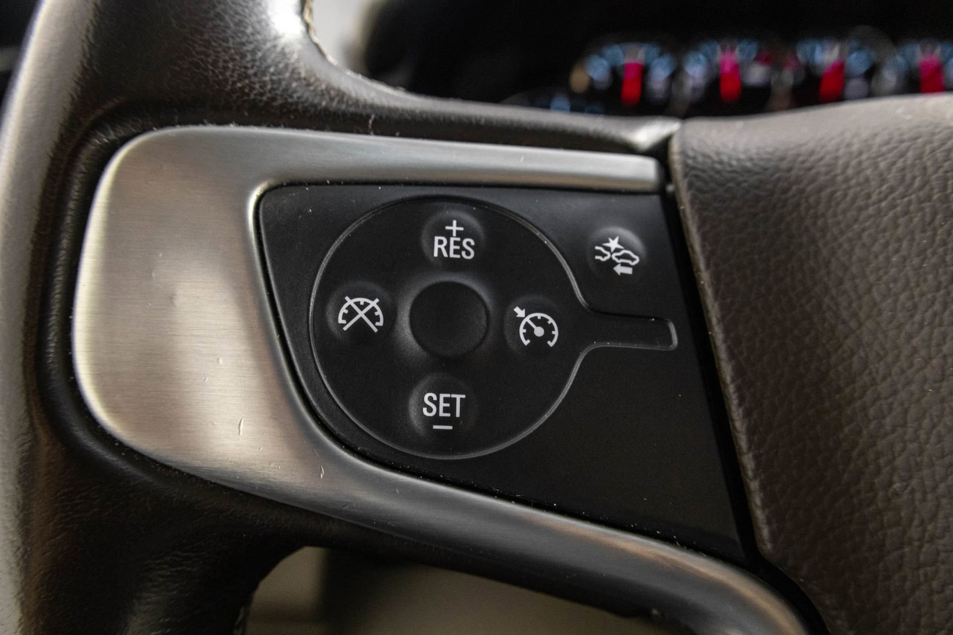 Used 2019 GMC Yukon SLT AWD/4WD image 28