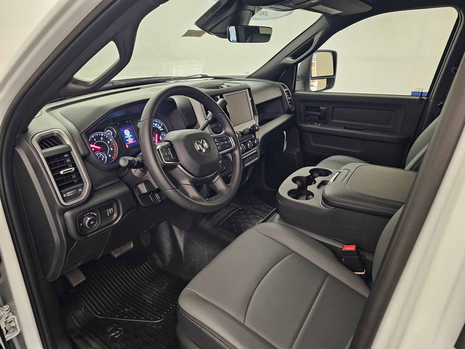 New 2026 RAM 5500 Tradesman AWD/4WD image 3