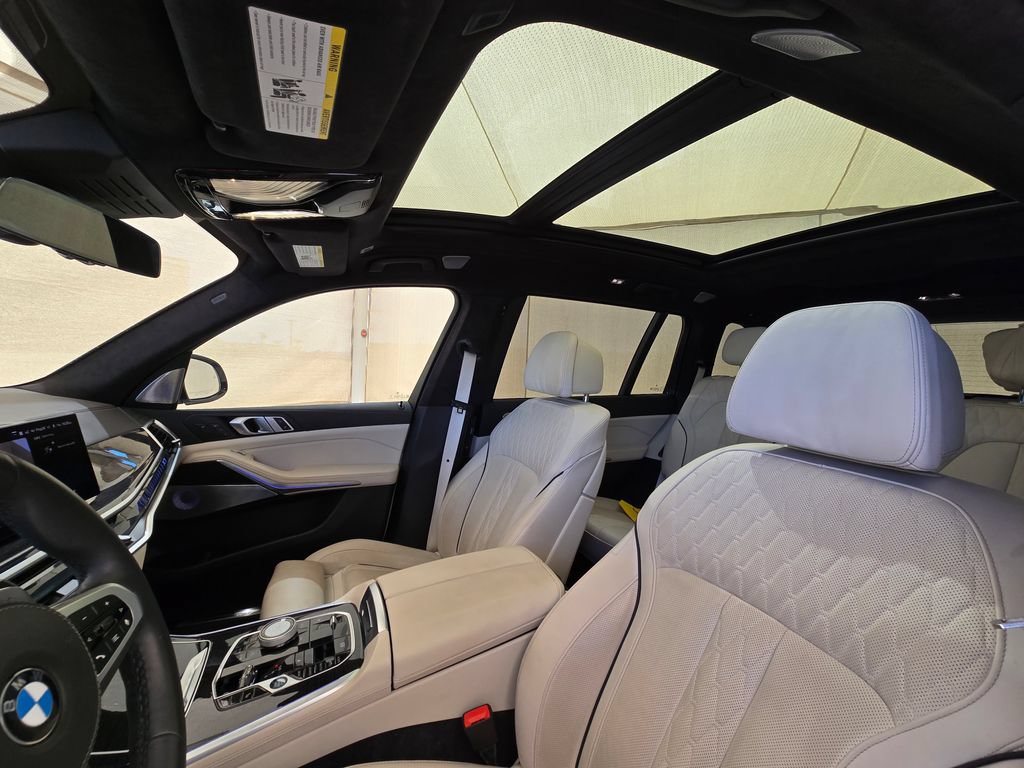 Used 2025 BMW X7 xDrive40i w/ Executive Package AWD/4WD image 15