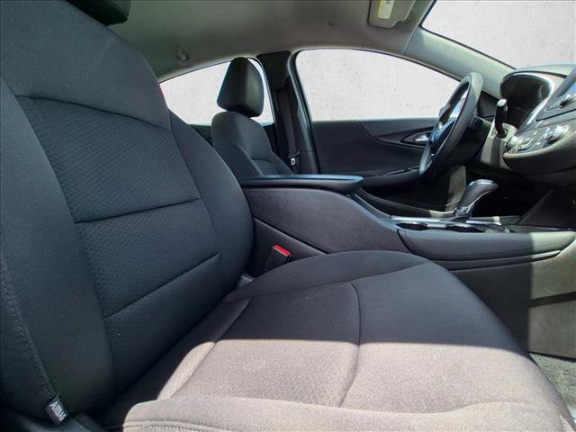 Used 2016 Chevrolet Malibu LT FWD image 14