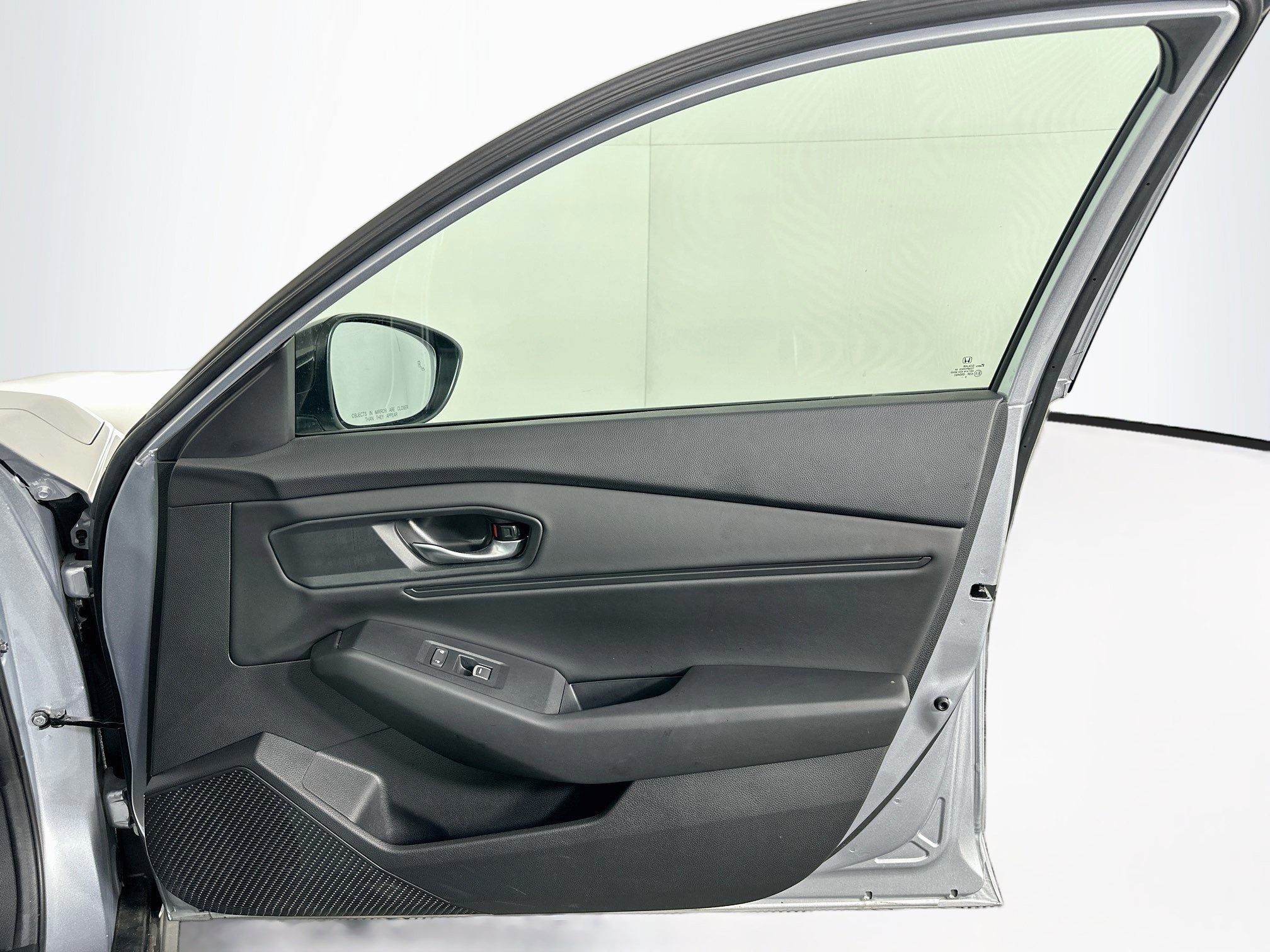 Used 2025 Honda Accord SE image 34