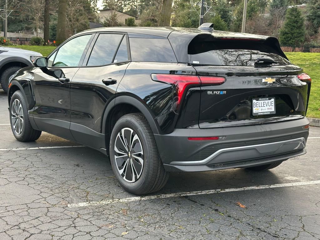 New 2025 Chevrolet Blazer EV LT image 3