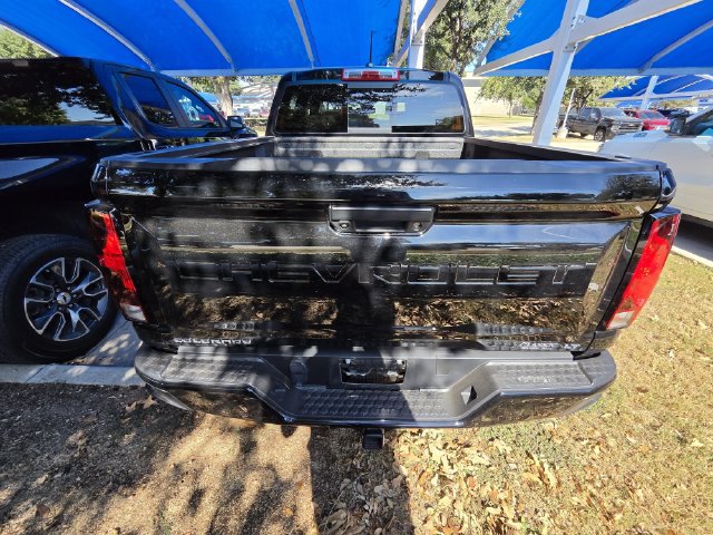 Used 2024 Chevrolet Colorado LT w/ LT Convenience Package RWD image 5