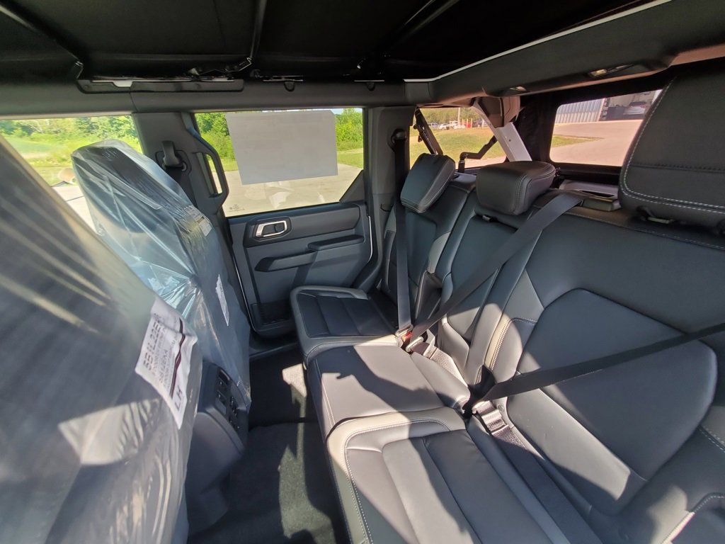 New 2025 Ford Bronco Badlands image 22