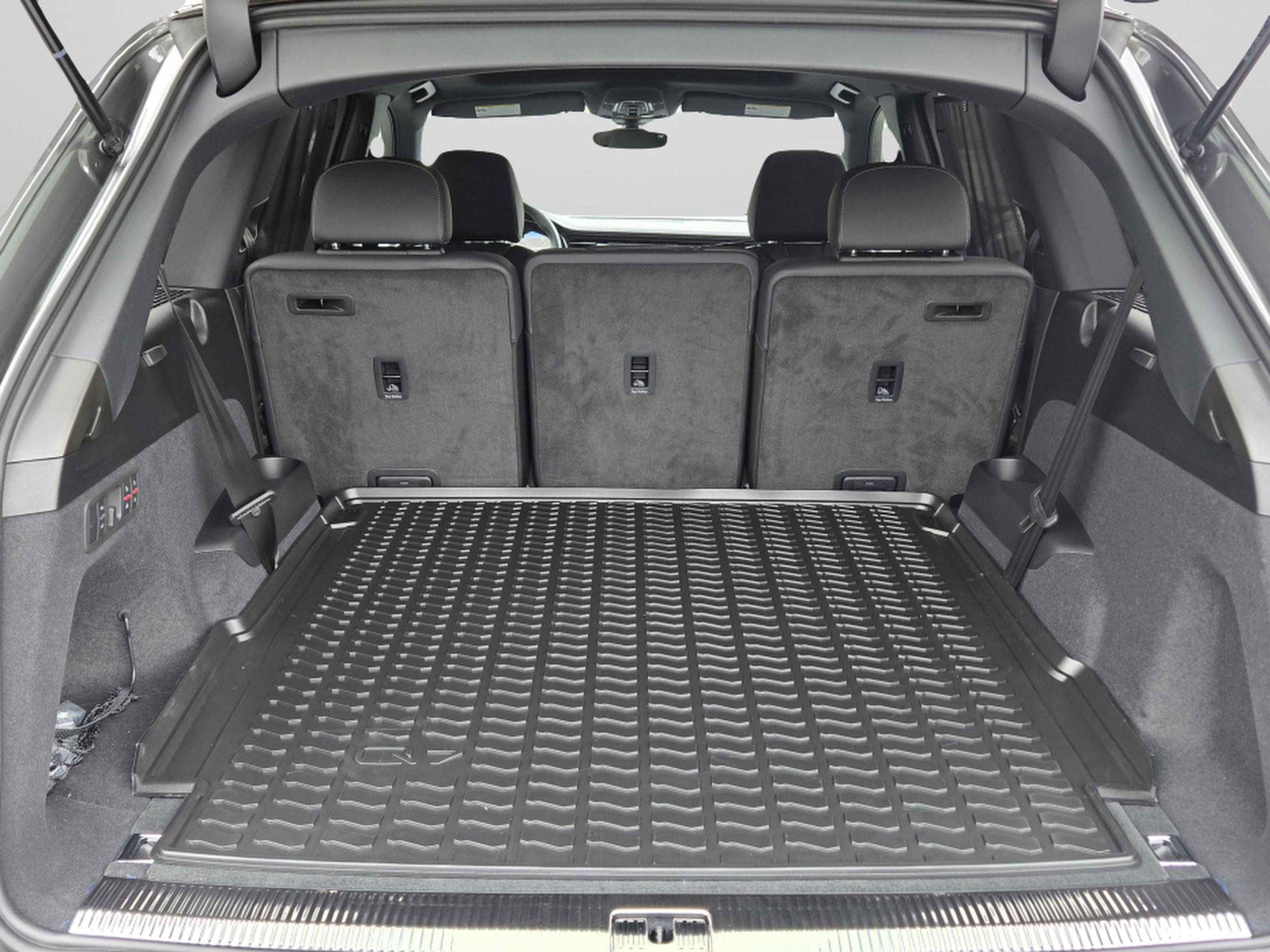 New 2026 Audi Q7 3.0T Premium Plus AWD/4WD image 31