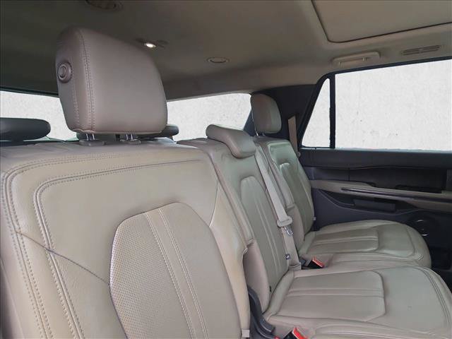 Used 2019 Ford Expedition Max Limited RWD image 19