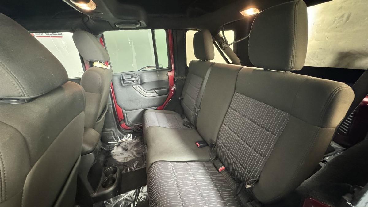 Used 2012 Jeep Wrangler Unlimited Sport AWD/4WD image 24